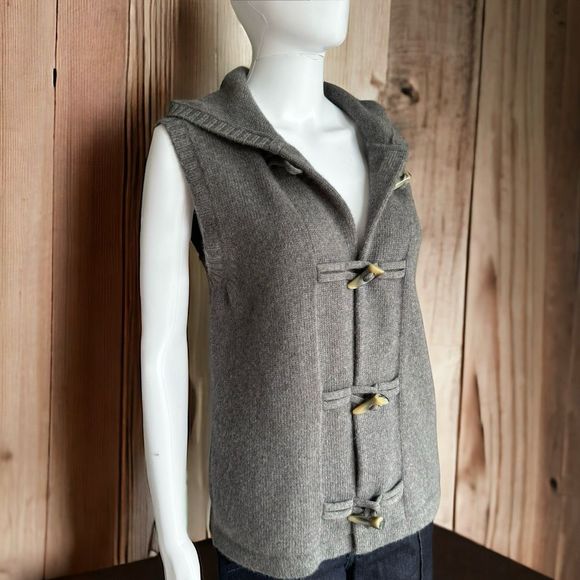 Lauren Ralph Lauren Women’s Merino Wool Hooded Sweater Vest With Horn Toggles L - Picture 1 of 7